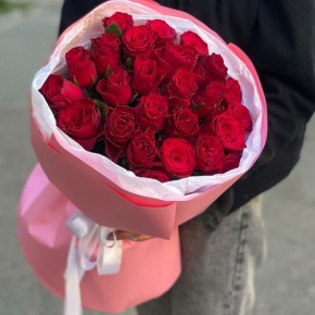 Букет "Эсса" 25 красных роз Кения (60 см) в Пущино