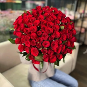 Букет "Классический" из 101 красной розы Кения (60 см) в Пущино