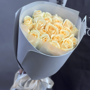 Букет из 25 роз Аваланж (50 см) в Пущино