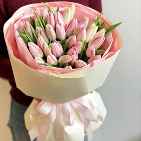 Букет из 35 розовых тюльпанов в Пущино