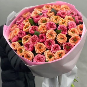 Букет "Лав ю" из 51 пионовидной розы Риджентс парк (60 см) в Пущино