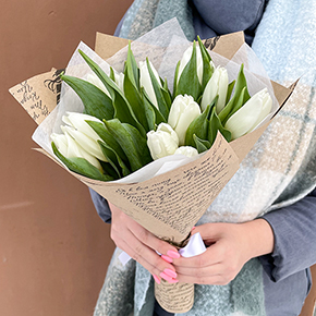 Букет 11 белых тюльпанов в Пущино