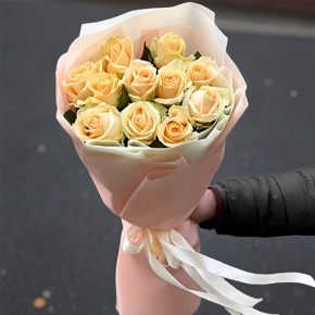 Букет из 11 роз Пич Аваланж (60 см) в Пущино