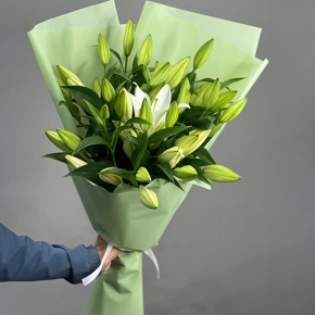 Монобукет из 9 ароматных белых лилий в Пущино