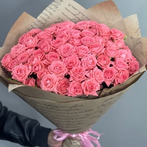 Букет из 15 кустовых коралловых роз (60 см) в Пущино