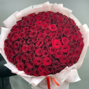 Букет "Париж" из 101 красной розы (60 см) в Пущино
