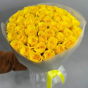 Букет "Золотце" из 51 лимонной розы (40 см) в Пущино