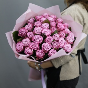 Букет из 35 малиновых роз Меритим (50 см) в Пущино