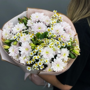 Букет "Сиэтл" из хризантем, альстромерий и ромашек в Пущино