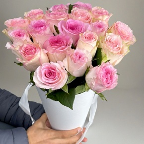 Букет из 21 розы Кения в конусе в Пущино