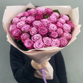 Букет из 51 розы Космик (50 см) в Пущино