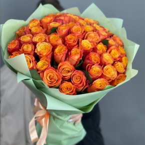 Букет из 71 огненной розы (40 см) в Пущино