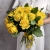Букет из 25 лимонных роз с рускусом (40 см) в Пущино