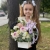 Композиция с георгинами на 1 сентября в белом ящике в Пущино Композиция с георгинами на 1 сентября в белом ящике в Пущино